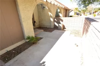 Photo #2: 2079608 Listing