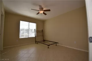 Photo #5: 2079662 Listing