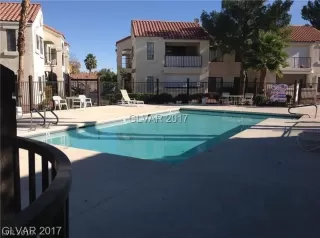 Photo #5: 2079691 Listing 