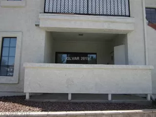 Photo #6: 2079691 Listing 