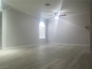 Photo #2: 2079727 Listing