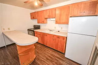 Photo #4: 2079731 Listing
