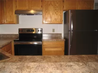 Photo #4: 2079810 Listing 