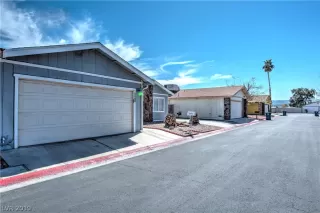 Photo #2: 2079817 Listing 