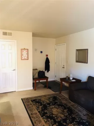 Photo #3: 2079855 Listing