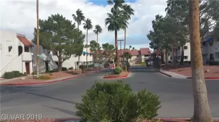 Photo #1: 2079871 Listing 