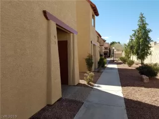 Photo #6: 2079871 Listing 