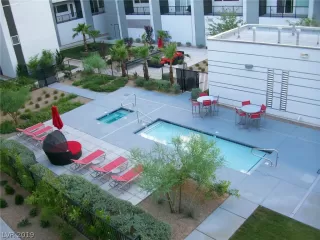 Photo #2: 2079875 Listing 