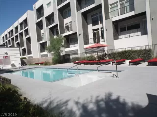 Photo #6: 2079875 Listing 