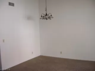 Photo #6: 2079892 Listing 