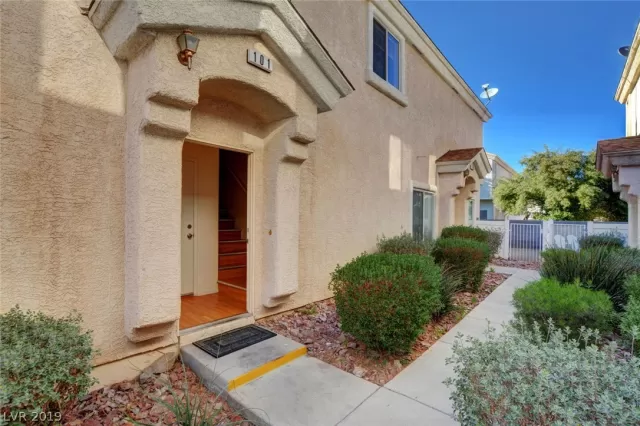 MLS: 2079897 Condo For Sale