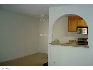 Photo #2: 2079905 Listing