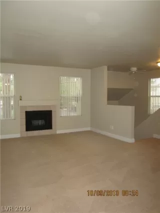 Photo #4: 2079907 Listing