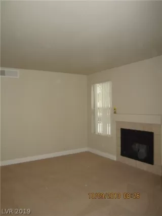 Photo #6: 2079907 Listing