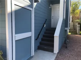 Photo #1: 2079936 Listing 