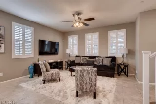 Photo #4: 2079941 Listing 