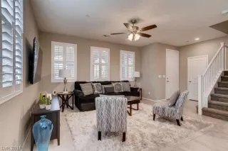 Photo #5: 2079941 Listing 