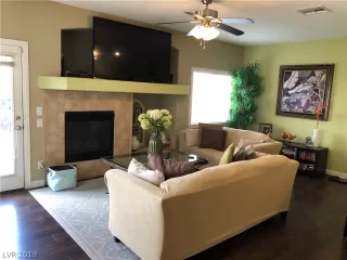 Photo #1: 2080061 Listing 