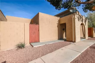 Photo #2: 2080142 Listing 