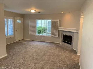 Photo #6: 2080143 Listing 