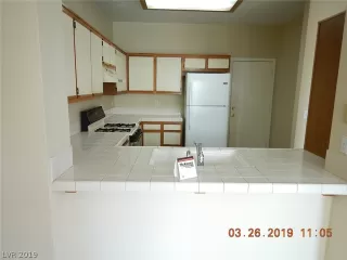 Photo #6: 2080148 Listing 