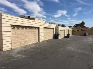 Photo #1: 2080157 Listing 