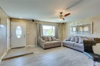 Photo #5: 2080215 Listing 