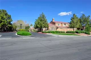 Photo #2: 2080260 Listing 