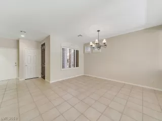 Photo #4: 2080269 Listing 