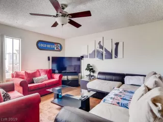 Photo #1: 2080277 Listing 