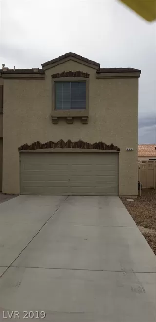 Photo #1: 2080299 Listing 