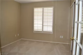 Photo #5: 2080320 Listing