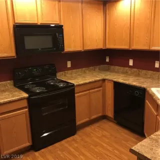 Photo #2: 2080348 Listing 