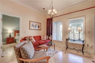 Photo #3: 2080377 Listing 