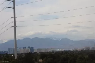 Photo #6: 2080414 Listing 