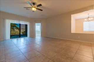 Photo #6: 2080449 Listing 