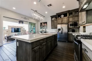 Photo #4: 2080666 Listing 