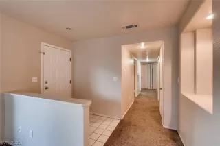 Photo #4: 2080709 Listing