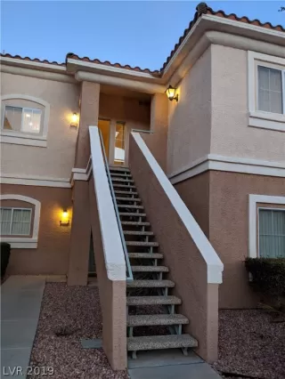 Photo #1: 2080727 Listing