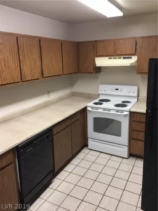 Photo #3: 2080730 Listing