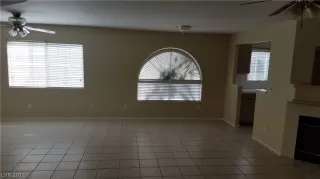 Photo #3: 2080869 Listing 