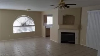 Photo #5: 2080869 Listing 