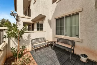 Photo #3: 2080882 Listing