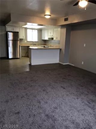 Photo #4: 2080940 Listing 