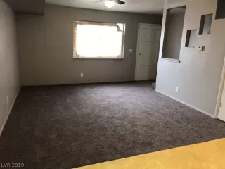 Photo #6: 2080940 Listing 