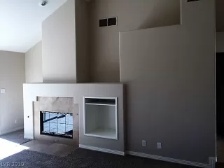 Photo #3: 2080996 Listing