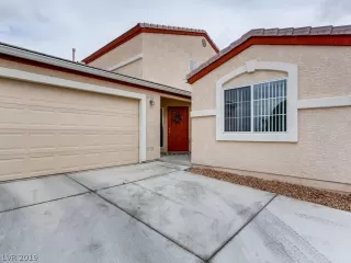 Photo #2: 2081074 Listing 