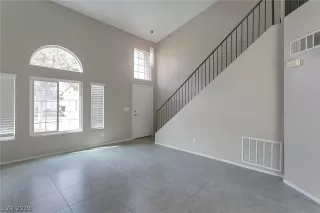 Photo #2: 2081125 Listing 