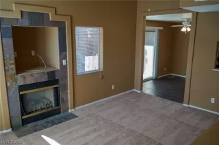Photo #3: 2081147 Listing