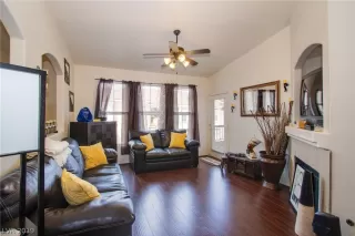 Photo #6: 2081161 Listing